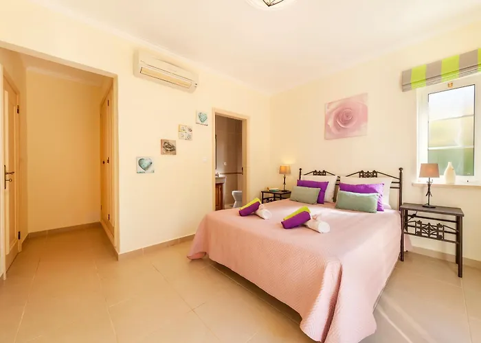 Dalia By Algarve Vacation Villa Almancil
