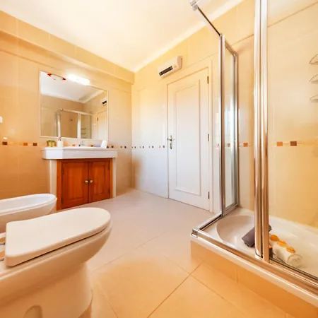 Villa Dalia By Algarve Vacation Almancil